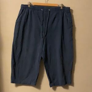 White Stag Navy Capris